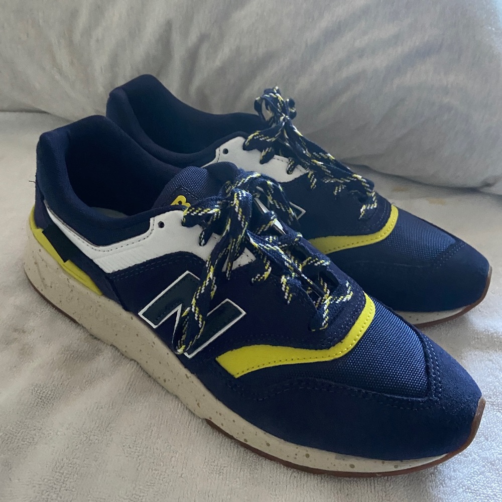 New Balance 997H NWOB Size 9